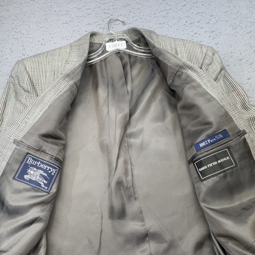 Vintage Burberrys Blazer Men 40R Gray Glen Plaid 100% Silk Sport Coat USA 90s